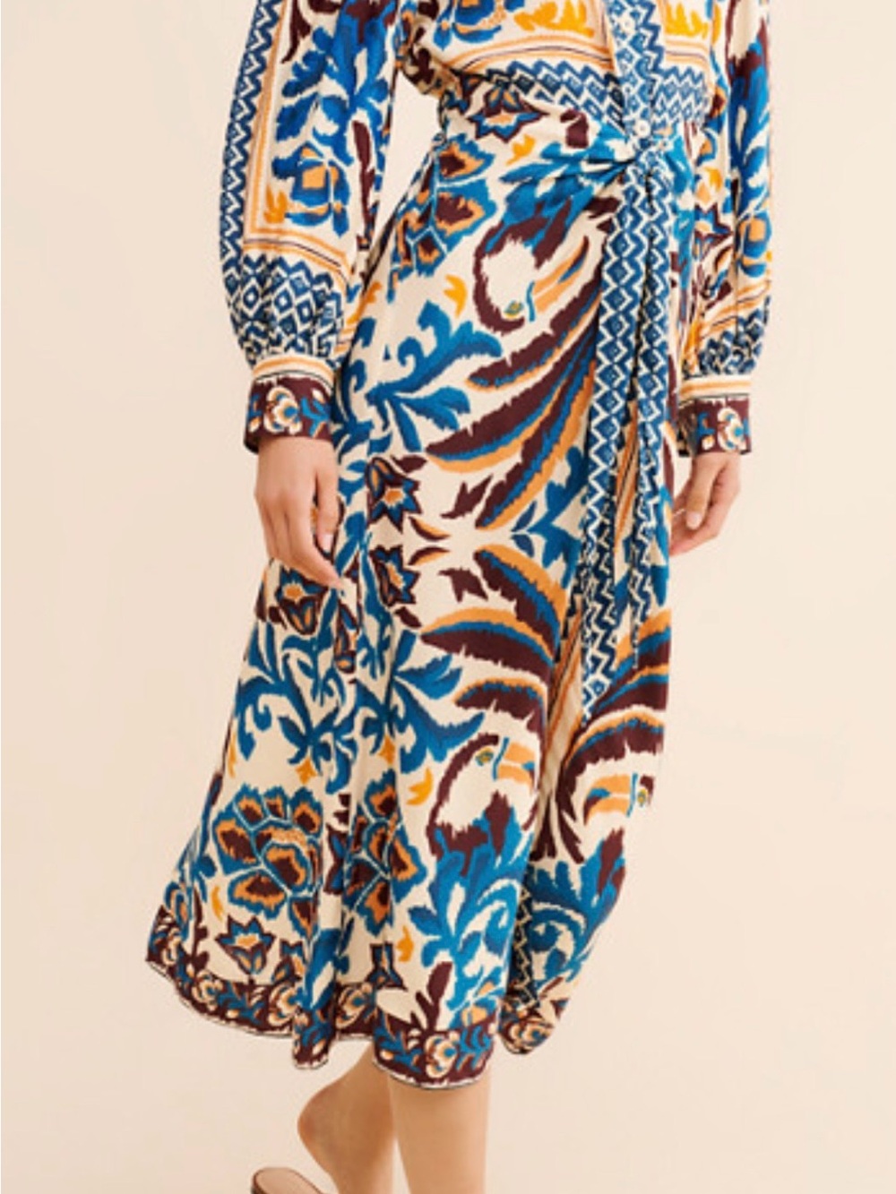 Farm Rio Toucans
Scarf Cutout Midi Dress - Picture 8 of 15